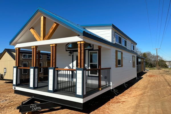 Tumbleweed with Loft | The Oaks on 37 Tiny Homes & RV Resort