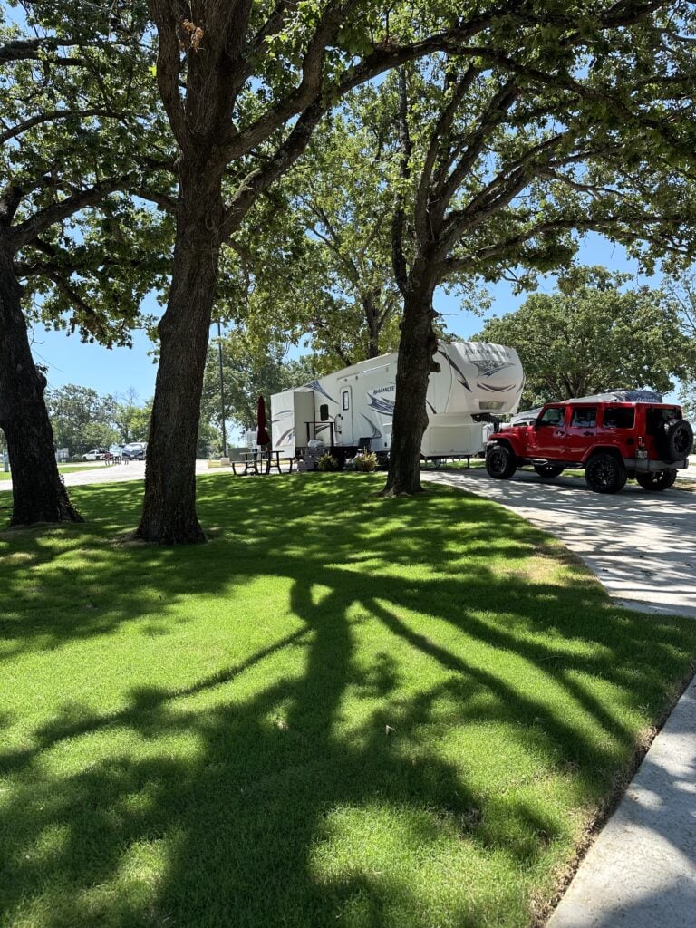 the oaks on 37